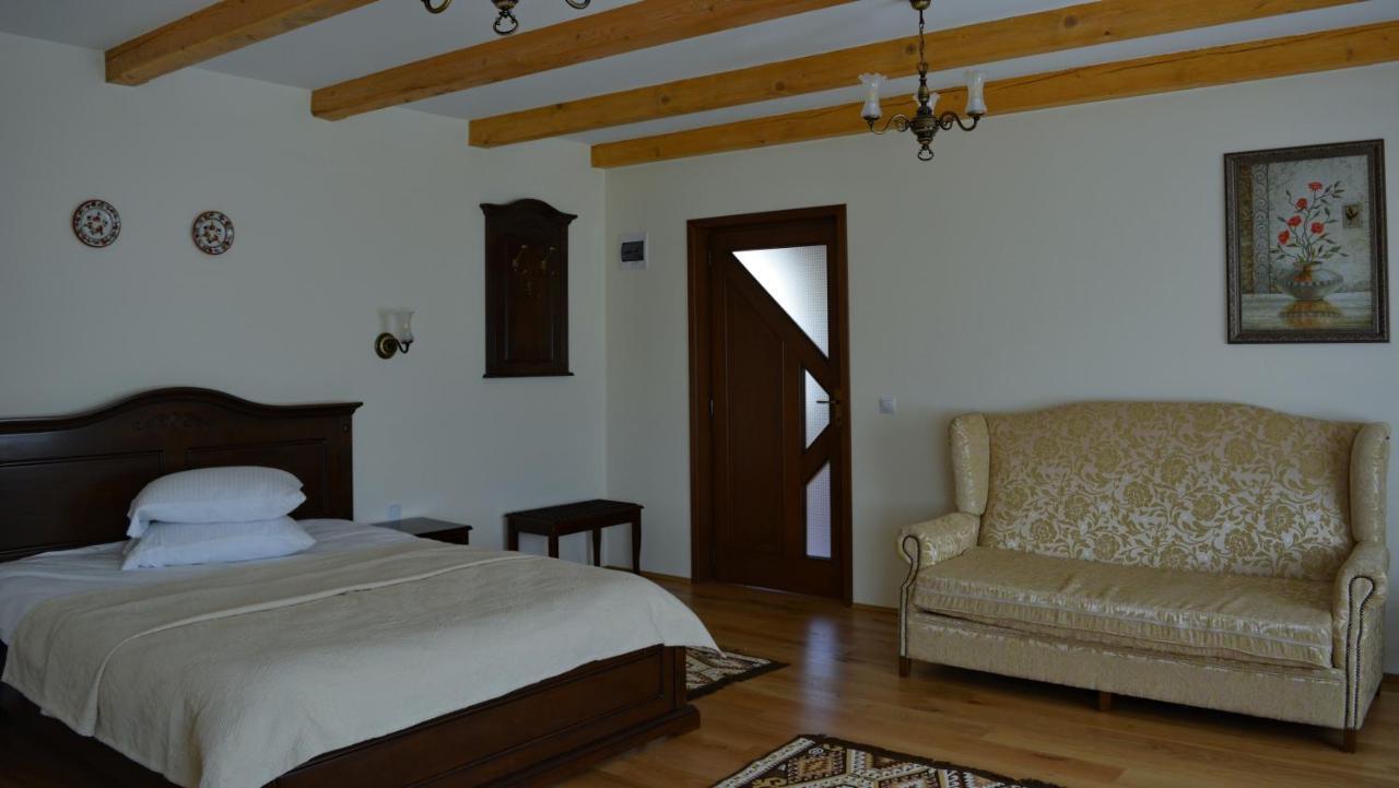 Pensiunea Valea Muntelui Birsana ภายนอก รูปภาพ
