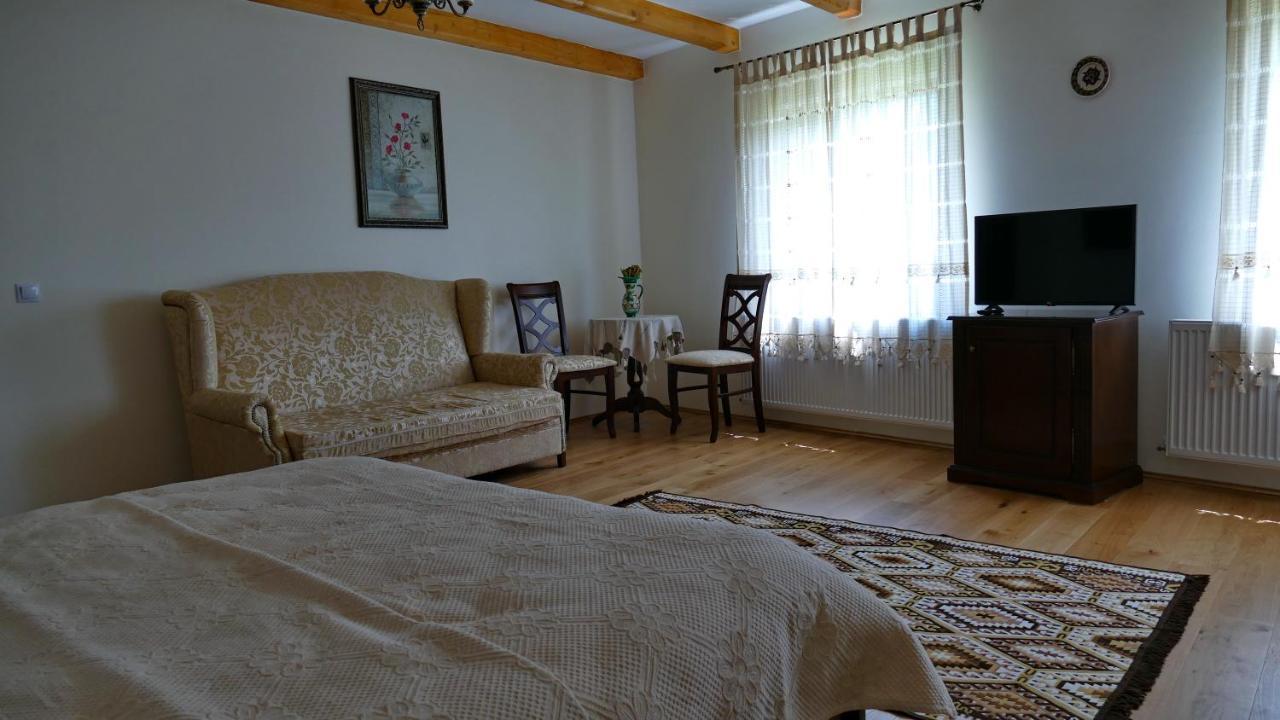 Pensiunea Valea Muntelui Birsana ภายนอก รูปภาพ