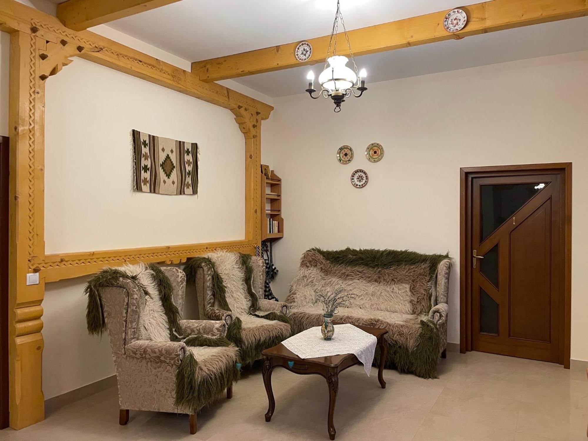Pensiunea Valea Muntelui Birsana ภายนอก รูปภาพ