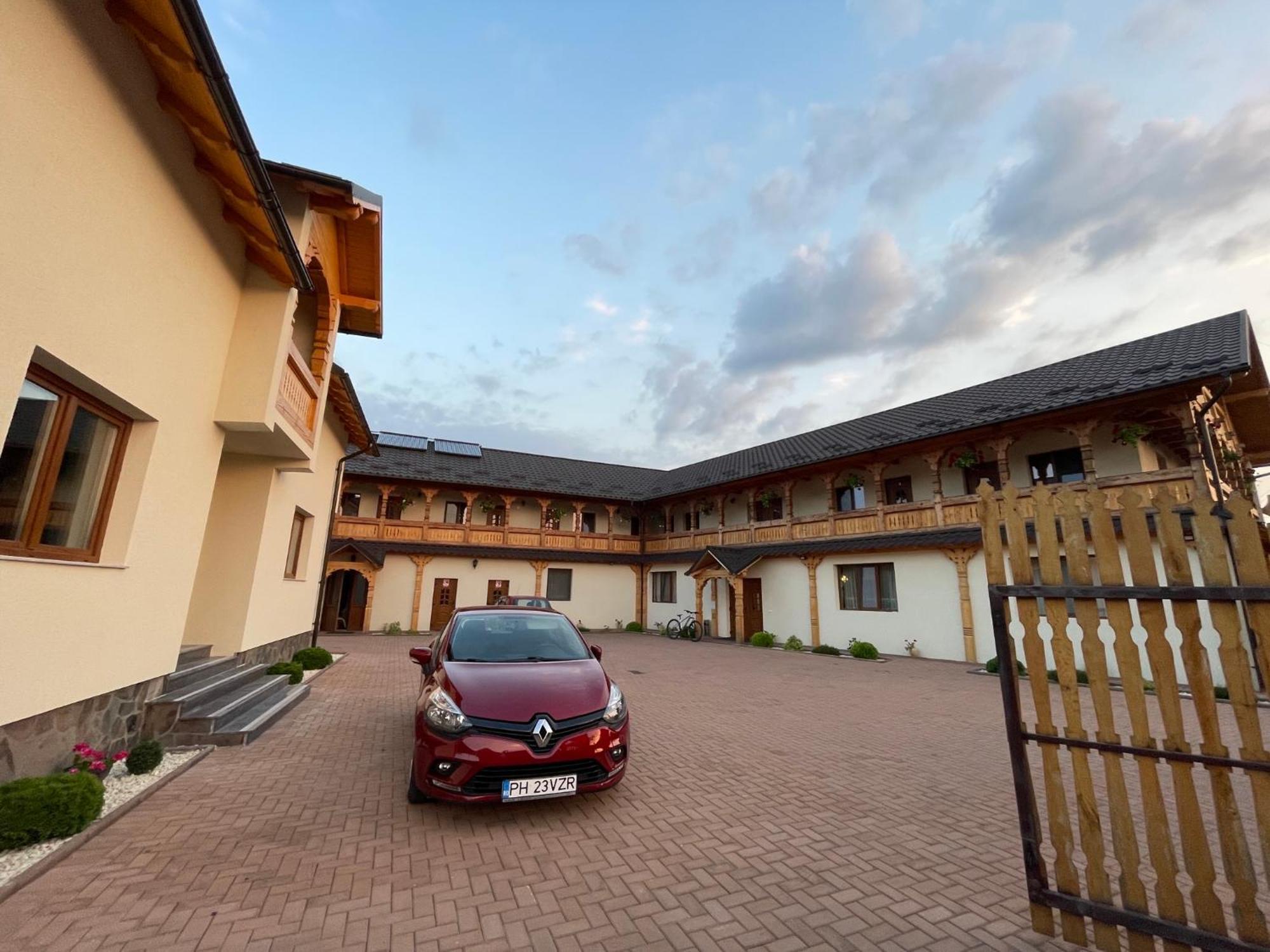 Pensiunea Valea Muntelui Birsana ภายนอก รูปภาพ